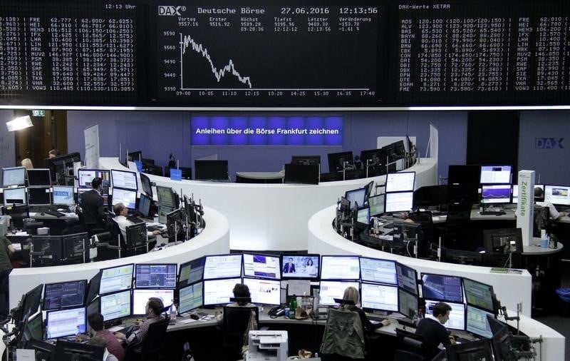 Les bourses europeennes reculent encore a la mi-seance
