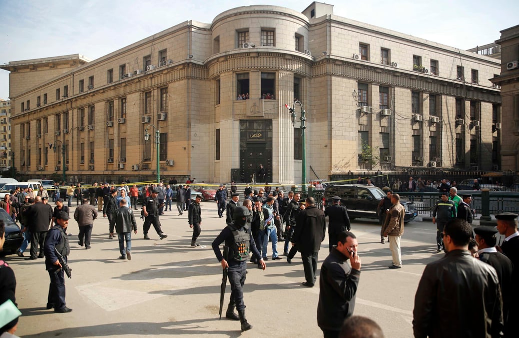 Explosion d’une bombe devant la cour supreme au caire