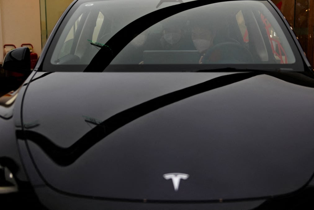Malgré un déclin en Europe, Tesla reste fort en Norvège avec une part de marché de 18,2 %.