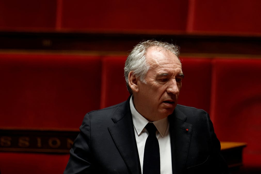 Le Premier ministre François Bayrou s'inquiète du retour de Trump aux États-Unis.