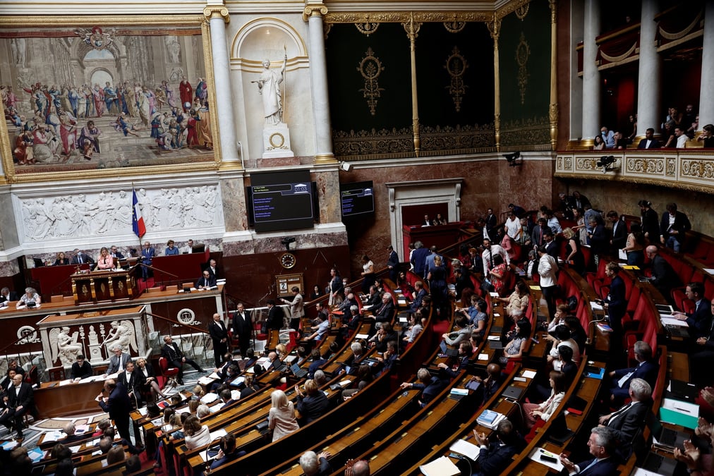 France: le texte "pouvoir d'achat" definitivement adopte