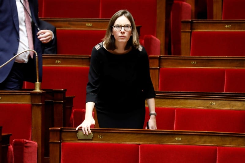 La majorite mobilise pour orienter l'epargne vers les pme