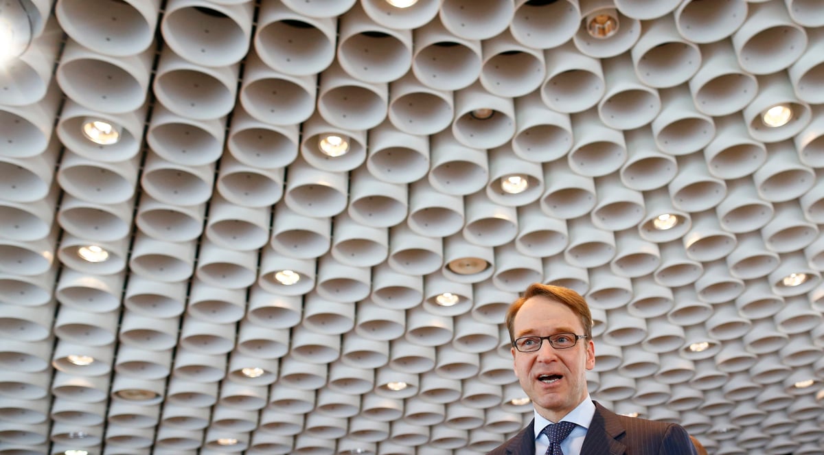 Pour le president de la bundesbank, le sort de la grece est entre les mains des politiques et non de la bce