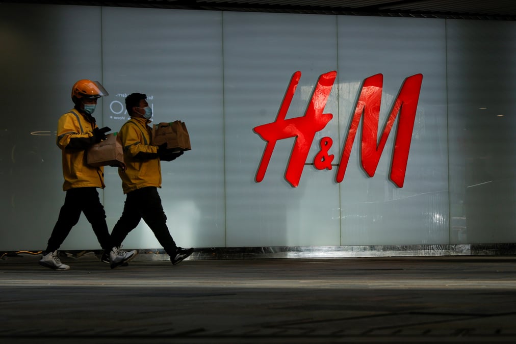 En perte au premier trimestre, h&m veut regagner la confiance des clients chinois apres les critiques