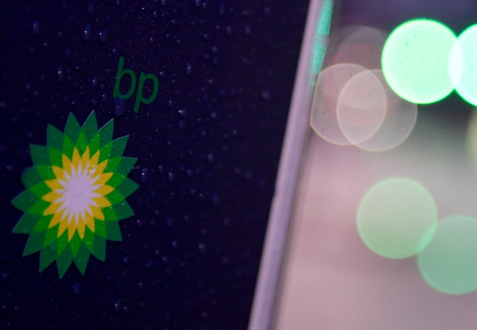 Bp atteint en avance son objectif de reduction de sa dette