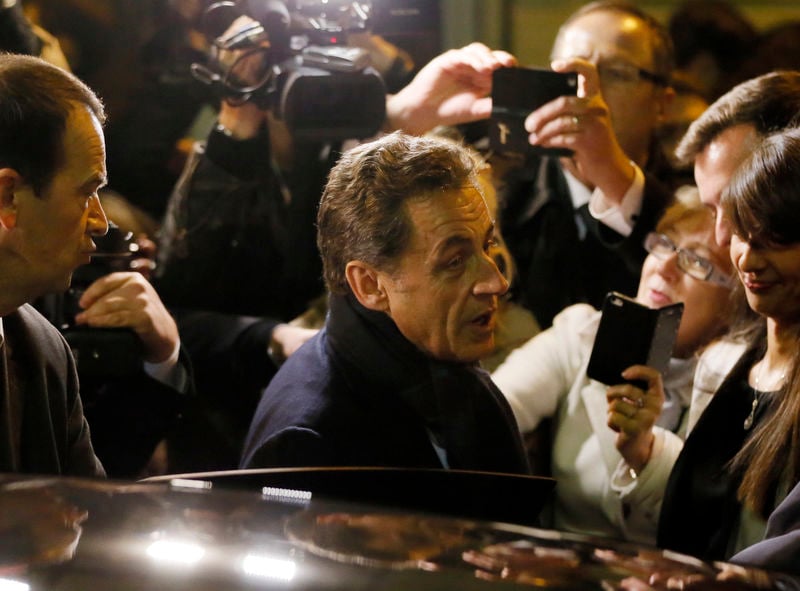 Sarkozy élu à la tête de l'UMP, loin du plébiscite espéré