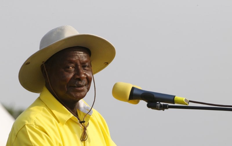 Le president ougandais promulgue la reforme de la constitution