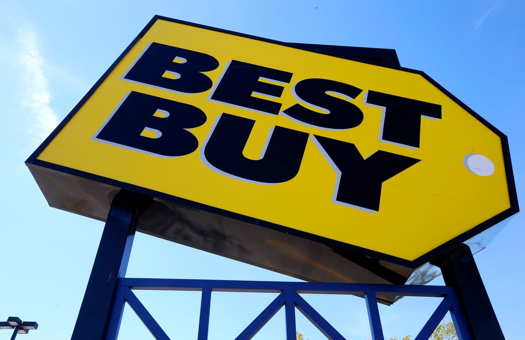 Best buy a suivre a wall street
