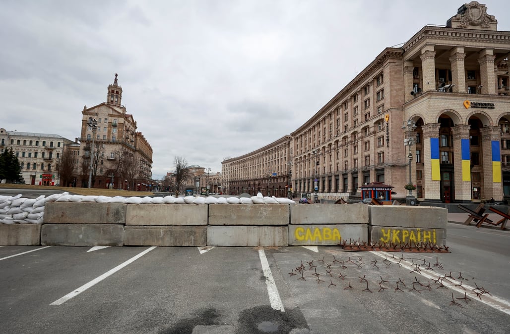 L'ukraine denonce des frappes russes sur le centre de kyiv