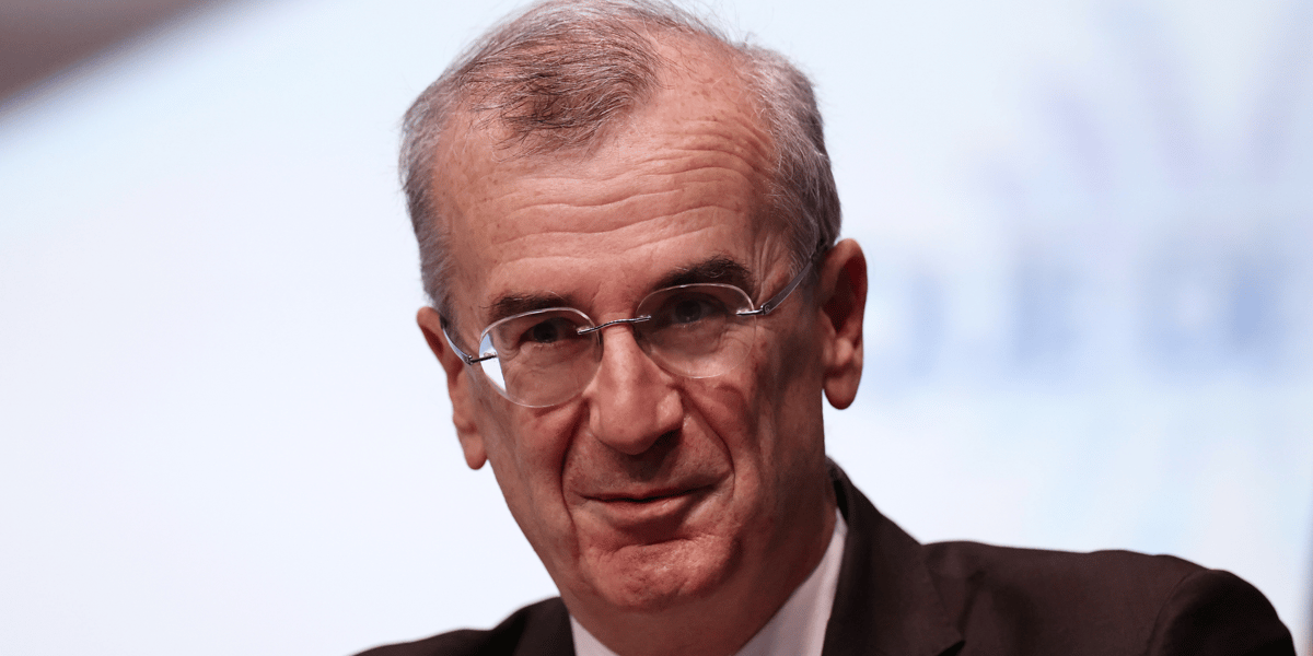 Les Français « restent assez attentistes » sur le marché immobilier selon François Villeroy de Galhau, le gouverneur de la Banque de France.