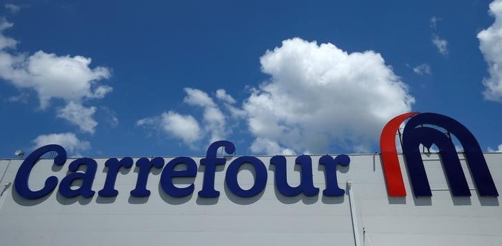 Carrefour maintient la cadence au quatrieme trimestre