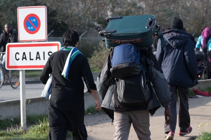 Des instructions pour "plus d'humanite a calais"