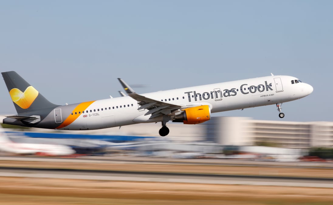 Thomas cook envisage de scinder sa compagnie aerienne