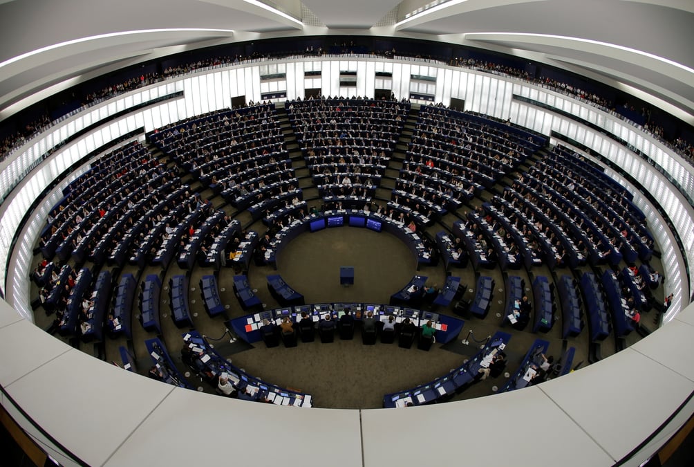 Macron va demander la reprise des sessions du parlement europeen a strasbourg