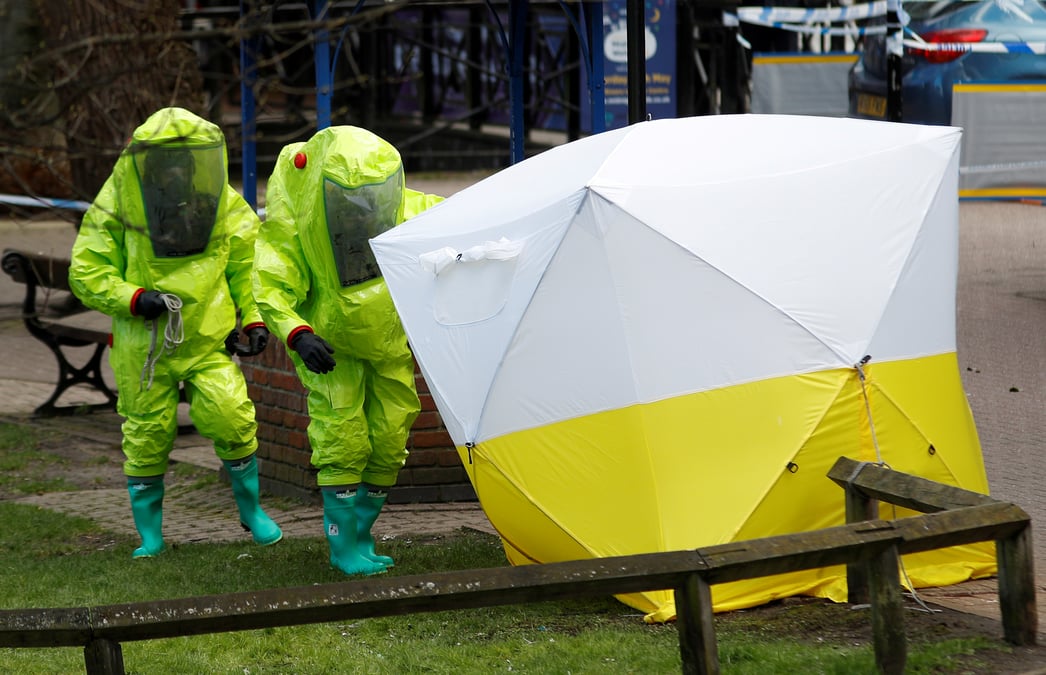 Skripal: paris solidaire de londres, denonce un acte "inacceptable"