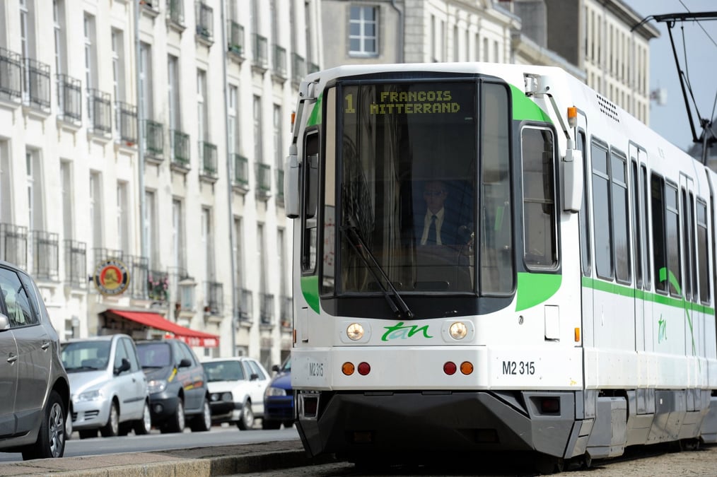 semistan ancienne rames de tramways Nantes