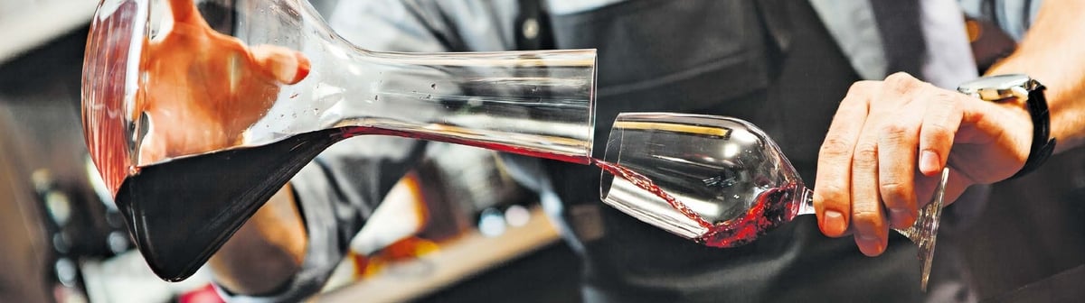 En 2024, les Français renouent avec leur amour du vin, vallée du Rhône en tête de file.