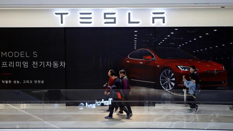 Tesla se separe du responsable de ses logiciels