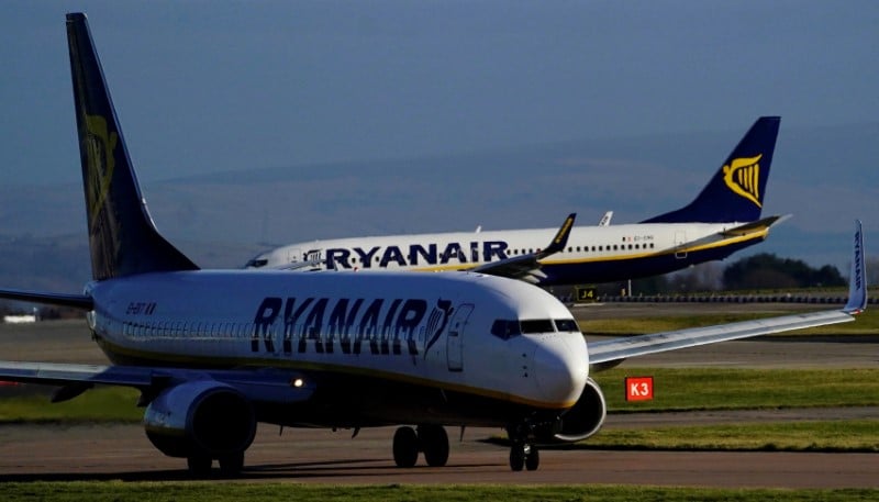 Les pilotes irlandais de ryanair ont entame une greve de 24 heures