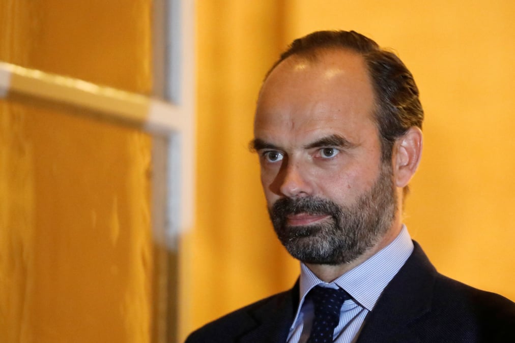 Philippe ferme sur la hausse, pret a recevoir des "gilets jaunes"