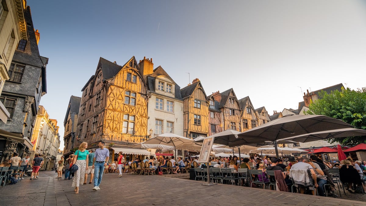 place plumereau tours
