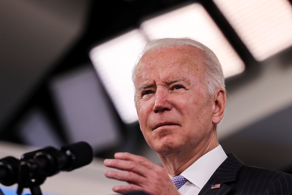 Biden appelle le congres a adopter ses reformes apres la victoire republicaine en virginie
