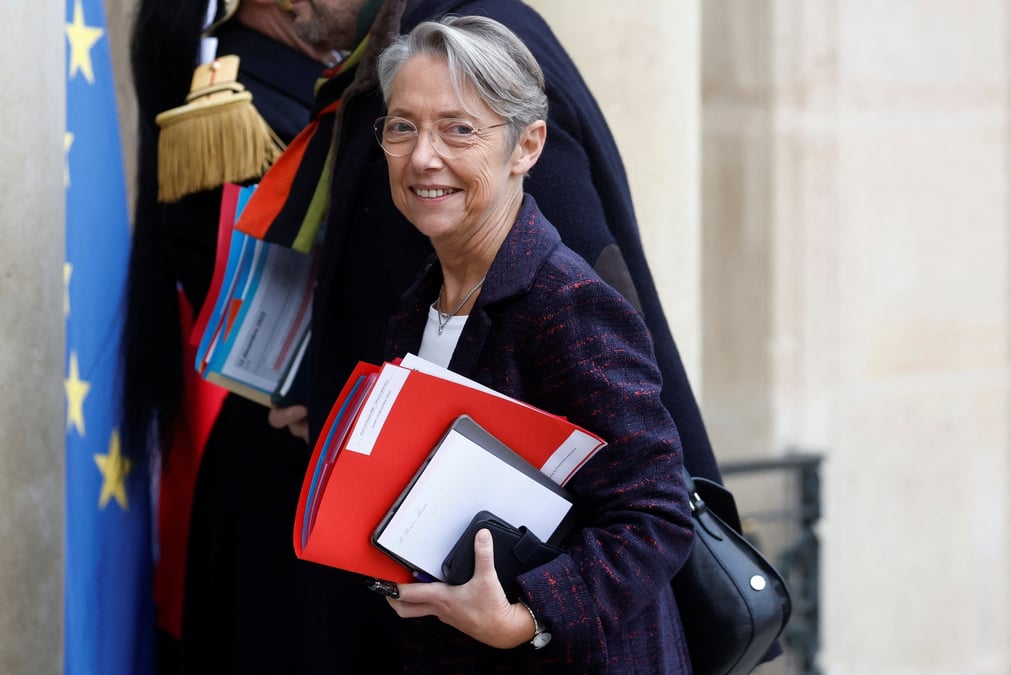 Photo de la premiere ministre francaise elisabeth borne