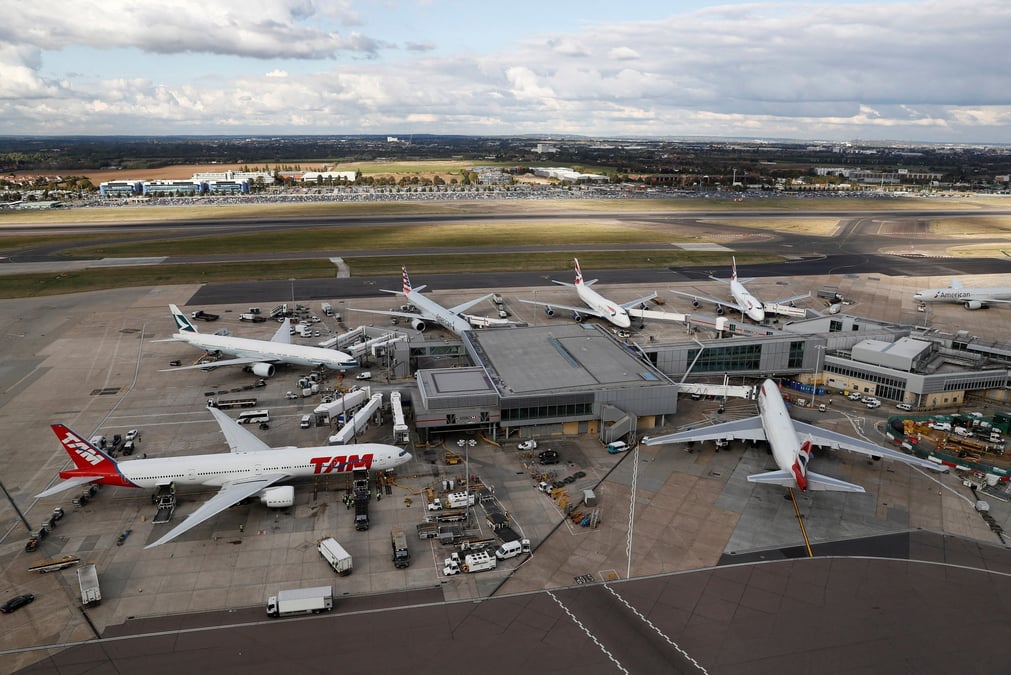 Si l’aéroport anglais est un géant en termes de fréquentation, il est pourtant relativement petit en taille.