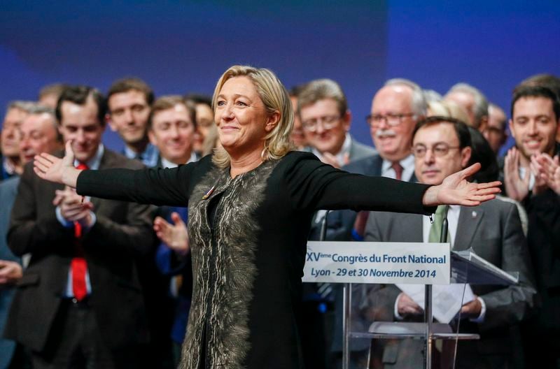 Marine Le Pen tournée vers 2017 au Congrès du FN