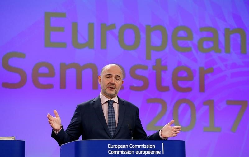 Moscovici votera macron pour reconcilier france et europe