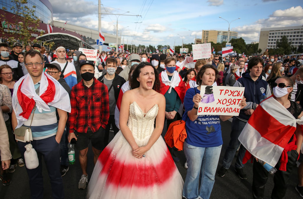 Vaste manifestation contre loukachenko a minsk