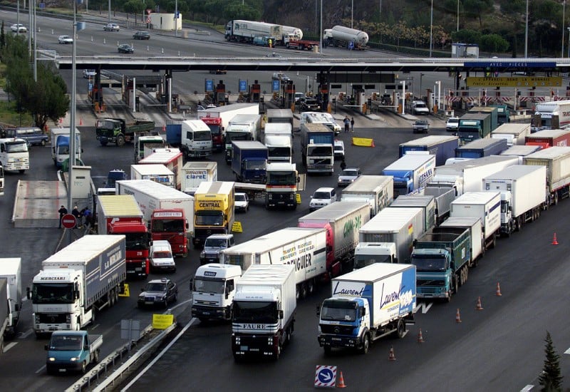La commission europeenne veut aligner les peages sur les emissions de co²