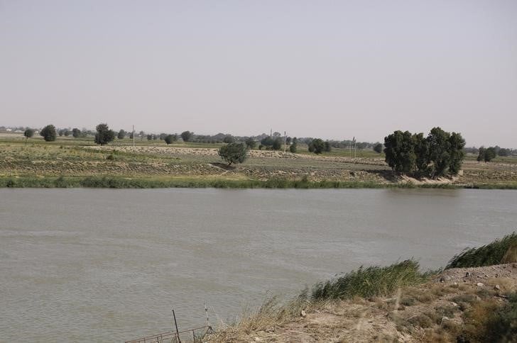 Syrie: 60 civils tues dans des frappes russes sur l'euphrate