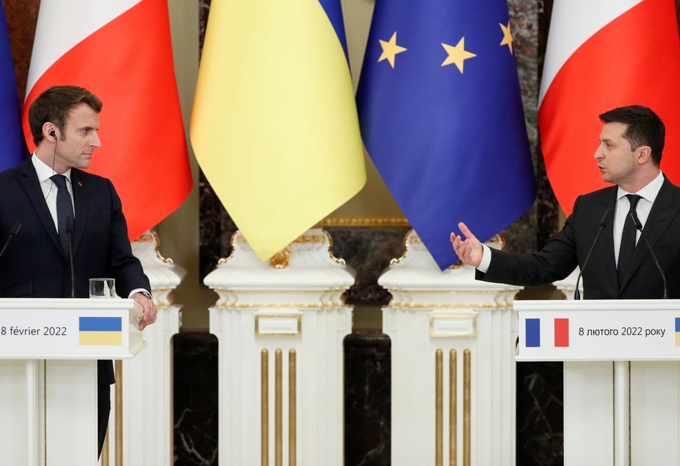 La france va intensifier ses livraisons d'armes a l'ukraine, dit macron a zelensky