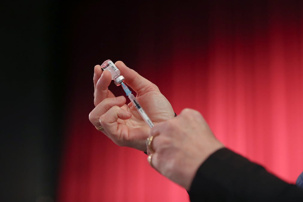Coronavirus: ouverture d'une enquete de la mediatrice europeenne sur la confidentialite des contrats de vaccins