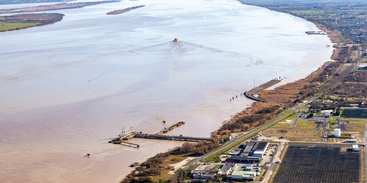 Depuis bientôt dix ans, l'estuaire de la Gironde fait l'objet de modélisations numériques pour faciliter la navigation et de multiples autres applications.