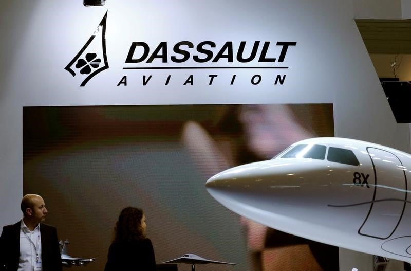 Dassault compte definir fin 2017 son prochain jet falcon