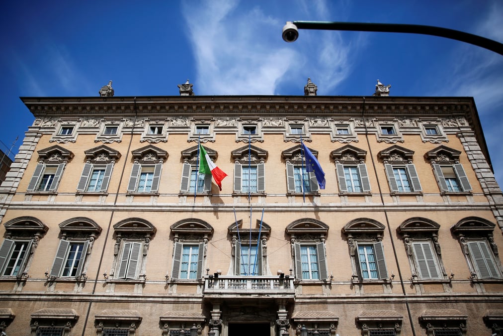 Droit d'asile: le gouvernement italien sollicite la confiance du senat