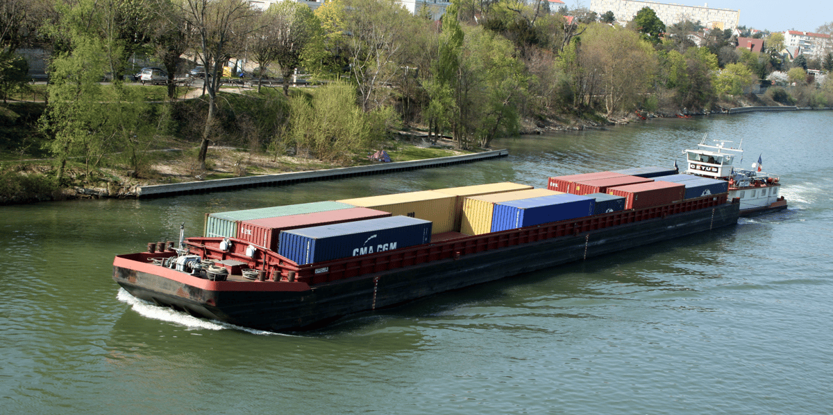 Transport fluvial