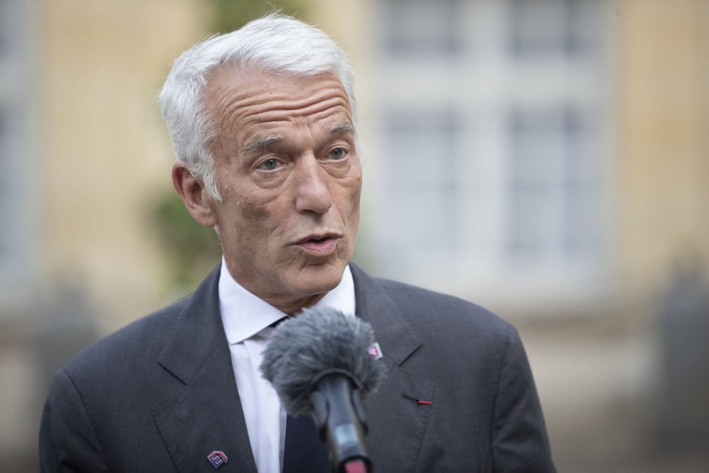 Pour rappel, il y a quelques semaines le président du Medef avait accepté d'annoncer que les grandes entreprises se prêteraient à une hausse d'impôts pour participer à l'effort budgétaire général.