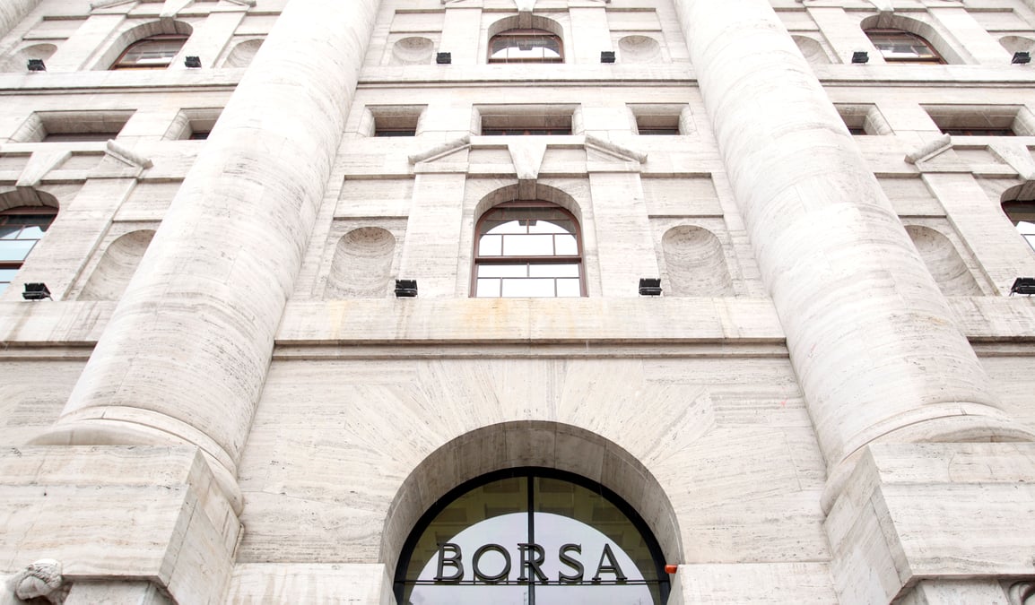 A milan, bpm et creval montent, casa chercherait des cibles
