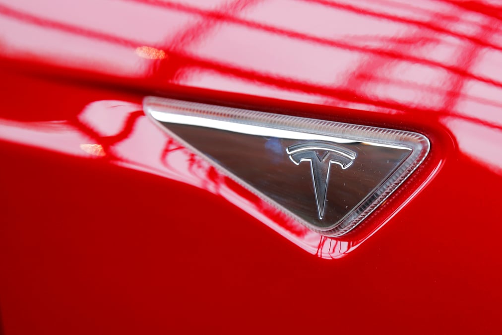 Tesla a suivre a wall street