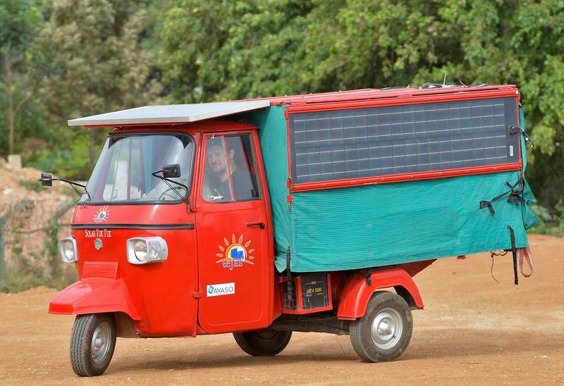 De l'Inde à Londres en véhicule électrique