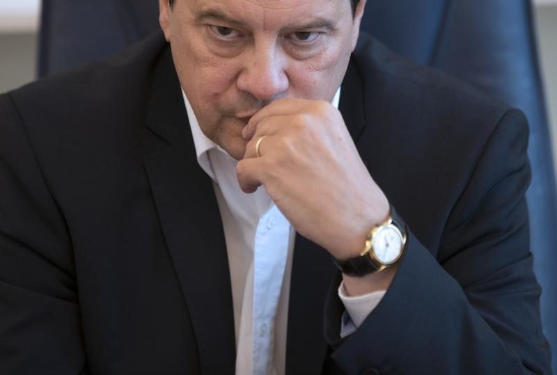 Le ps pret a discuter de la peine d'indignite nationale proposee par l’ump