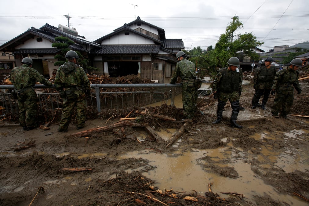 Le bilan des intemperies s'alourdit a 18 morts au japon