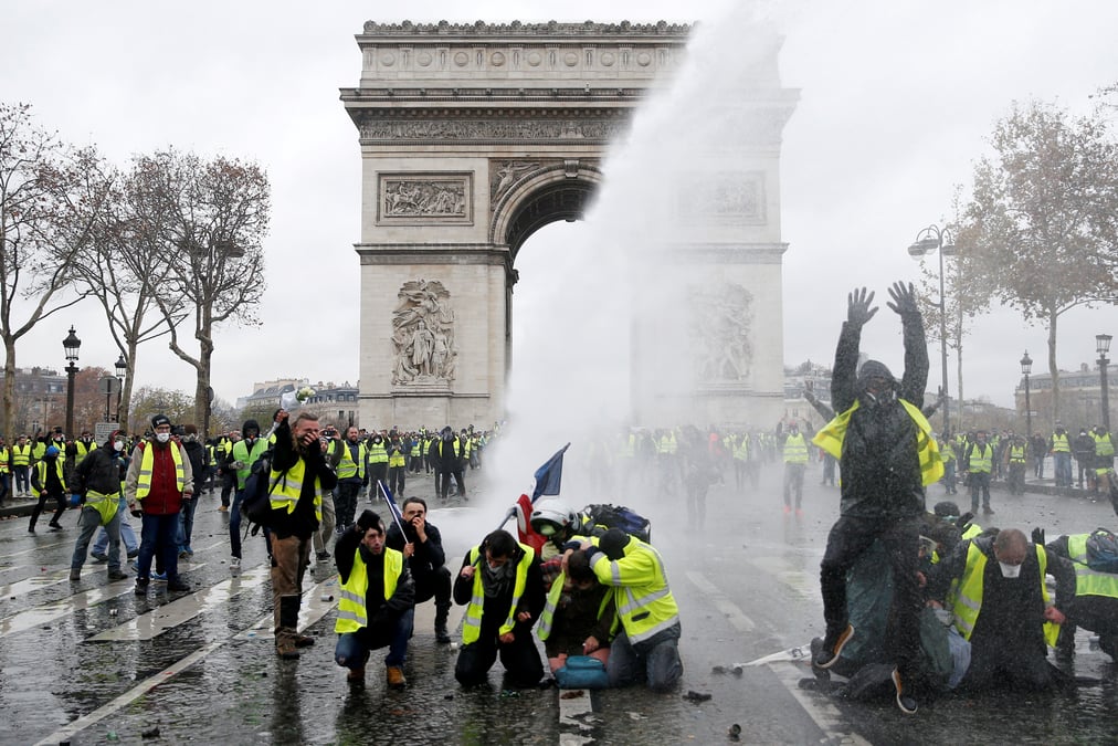 Sonnee, la majorite presse l'executif de repondre a l'urgence