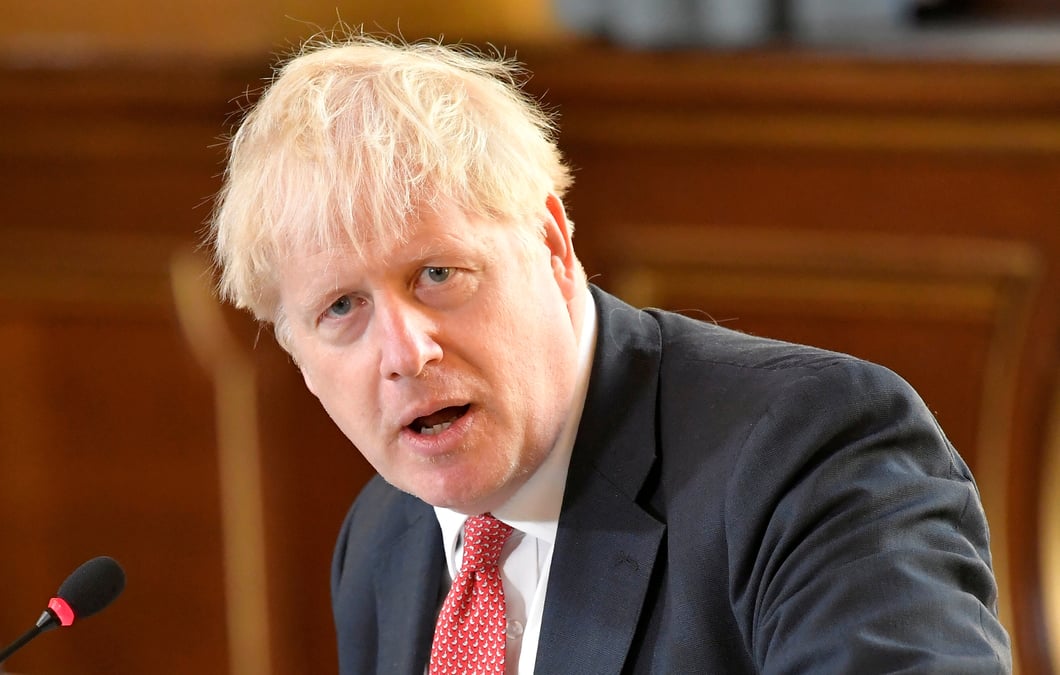 Johnson va qualifier l'accord avec l'ue de "contradictoire" sur l'irlande du nord, rapporte the telegraph