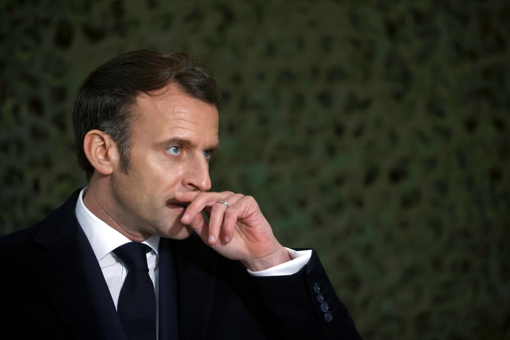 Coronavirus: de nouvelles mesures dans les prochains jours, dit macron
