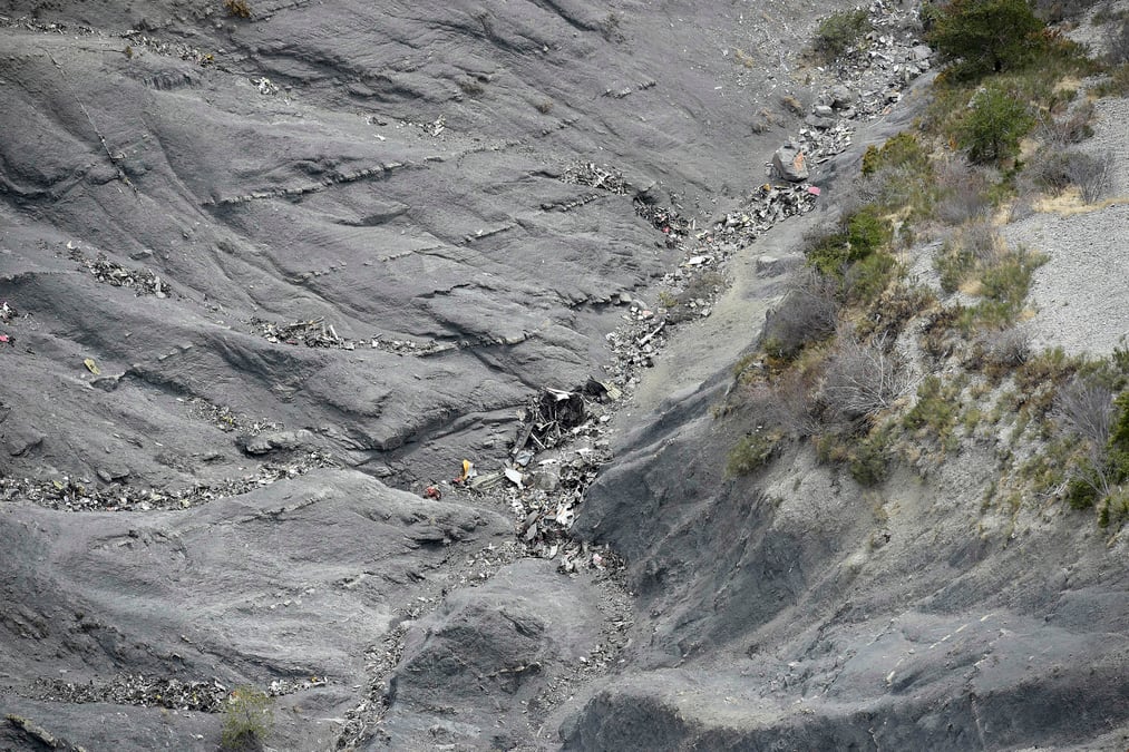 Fin de recherche de corps des victimes de l'a320 dans les alpes