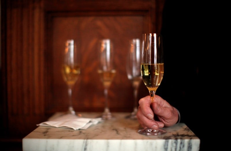 Le contexte du marche du champagne pour 2016 pousse laurent-perrier a la prudence